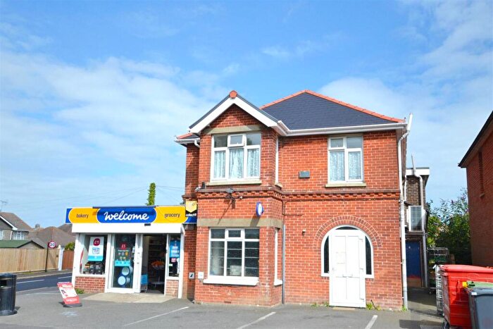 3 Bedroom Flat To Rent In Shanklin, Isle Of Wight, PO37