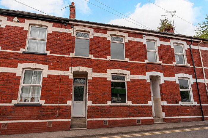 2 Bedroom Terraced House For Sale In George Street, Pontypool, NP4