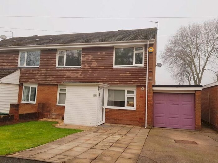 3 Bedroom Semi-Detached House To Rent In Riddings Close, Ketley, Telford, TF1