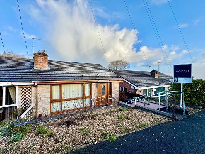 2 Bedroom Semi Detached Bungalow For Sale In Knowle Drive, Exeter, EX4