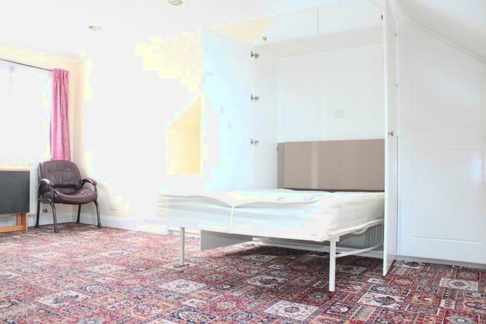 Studio To Rent In Hampden Road, Harrow, HA3