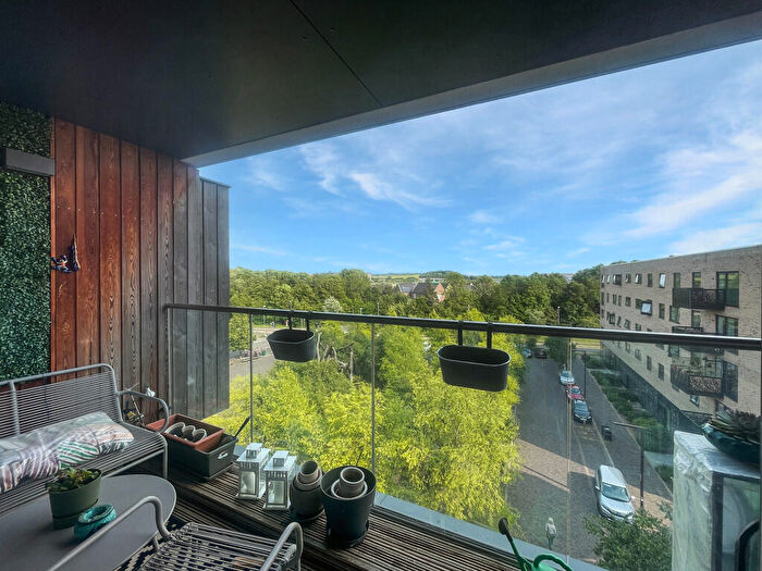 2 Bedroom Apartment To Rent In Hobson Avenue, Trumpington, Cambridge, CB2