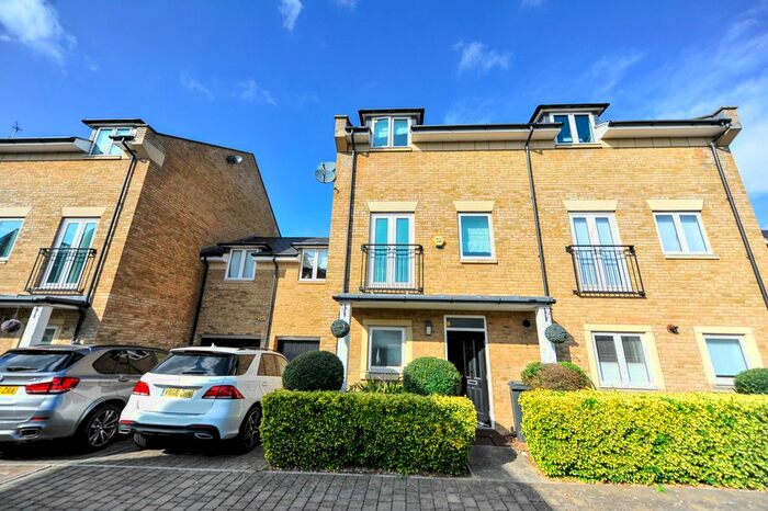 4 Bedroom Terraced House To Rent In Marbaix Garden, Isleworth, TW7