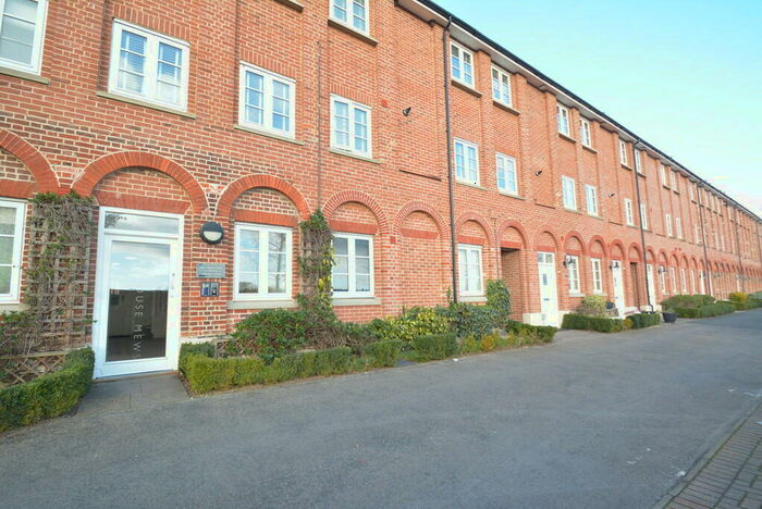 1 Bedroom Flat To Rent In Pirnhow Street, Waterside Maltings, NR35