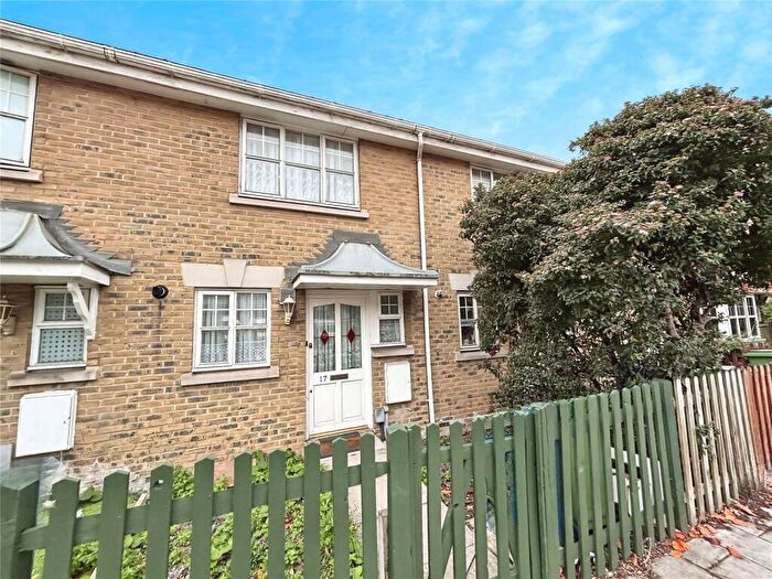2 Bedroom Terraced House For Sale In Staffordshire Street, London, SE15