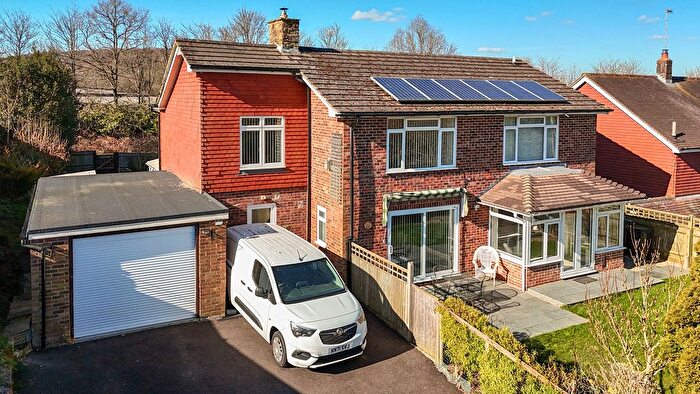4 Bedroom Detached House For Sale In Clackhams Lane, Crowborough, TN6