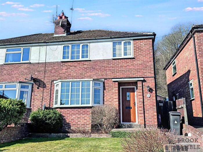 3 Bedroom Property For Sale In Cherry Garden Road, Eastbourne, BN20