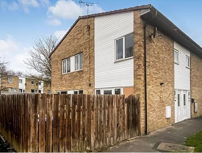 3 Bedroom Semi-Detached House To Rent In Tindale Green, Newton Aycliffe, DL5