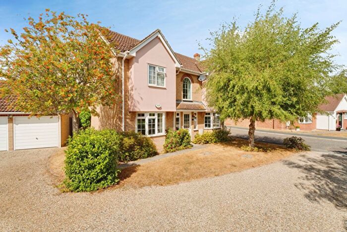 4 Bedroom Detached House For Sale In Bramble Way, Leavenheath, Colchester, Suffolk, CO6