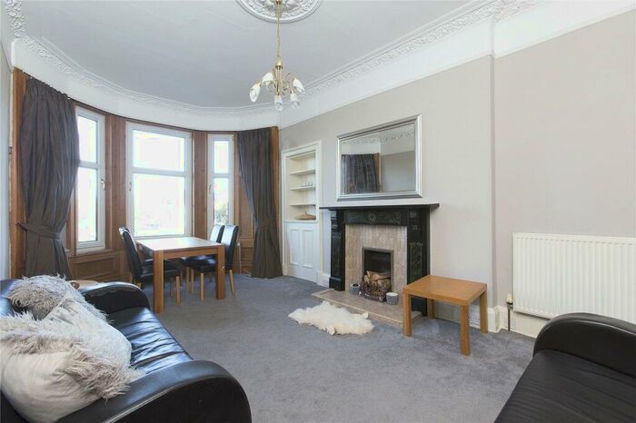 2 Bedroom Flat To Rent In Chancelot Terrace, Trinity, Edinburgh, EH6