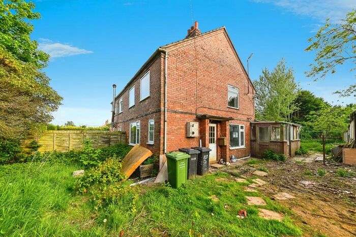3 Bedroom Semi-Detached House For Sale In Bullock Road, Terrington St. Clement, King's Lynn, PE34