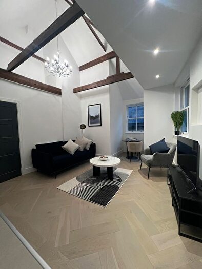 1 Bedroom Flat To Rent In Long Row, Nottingham, NG1