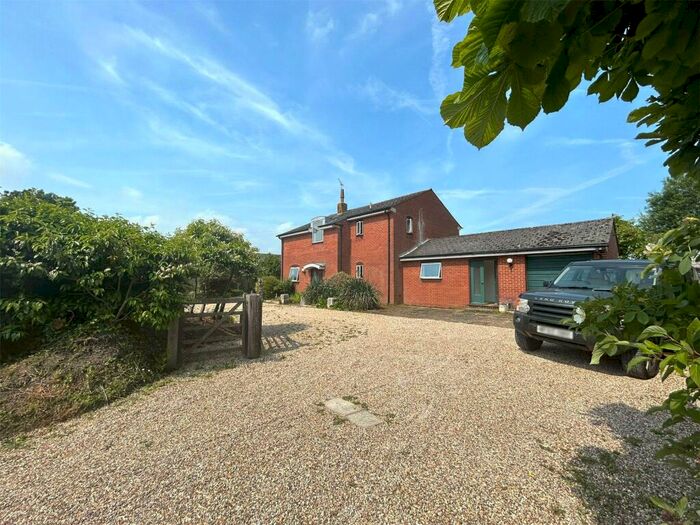 4 Bedroom Detached House To Rent In Hatchet Lane, Winkfield, Windsor, Berkshire, SL4