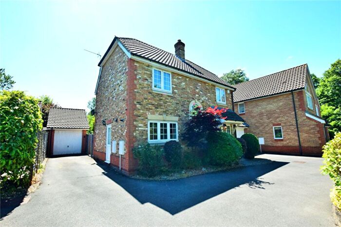4 Bedroom Detached House To Rent In Friendship Way, Bracknell, Berkshire, RG12