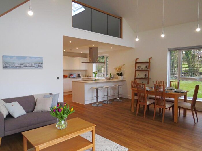 3 Bedroom Detached House To Rent In Monkwood, Alresford, Hampshire, SO24