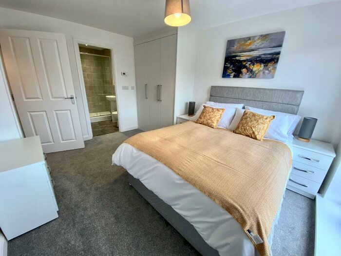 2 Bedroom Apartment To Rent In Belgrave Middleway, Birmingham, B5