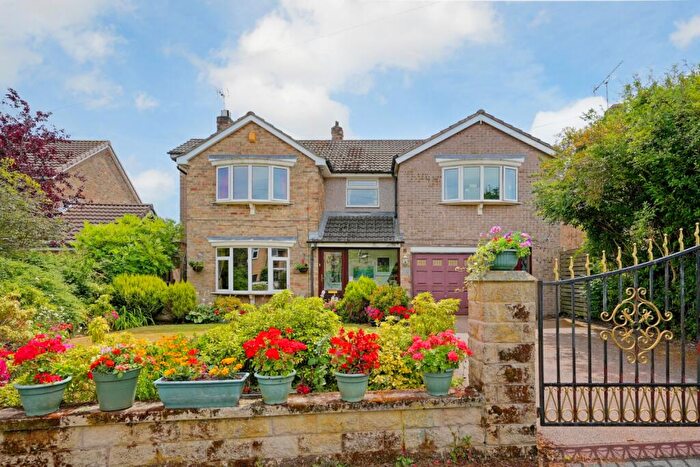 4 Bedroom Detached House For Sale In Birchitt Close, Bradway, S17