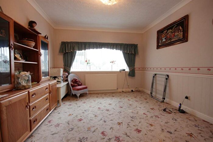 2 Bedroom Semi-Detached Bungalow For Sale In Southgate, Hornsea, HU18
