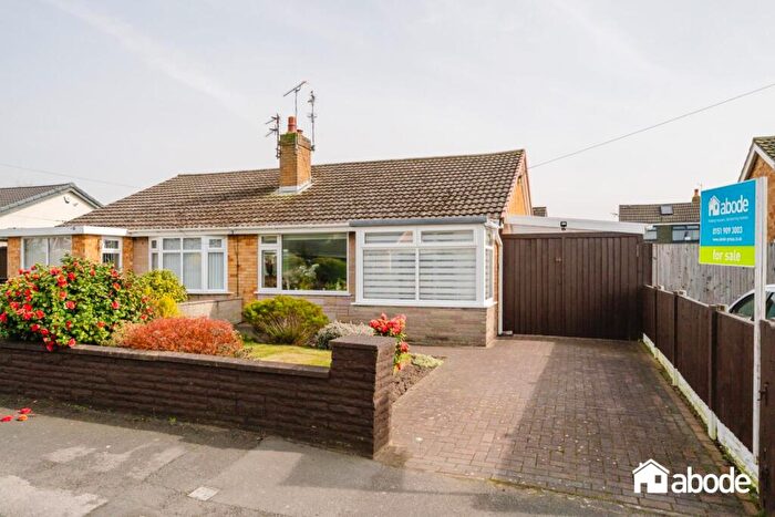 2 Bedroom Semi-Detached Bungalow For Sale In Northwich Close, Liverpool, L23