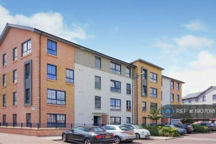 2 Bedroom Flat To Rent In Richmond Park Terrace, Glasgow, G5