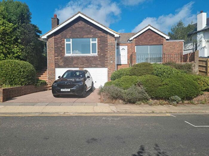 4 Bedroom Detached House To Rent In Downside, Hove, BN3