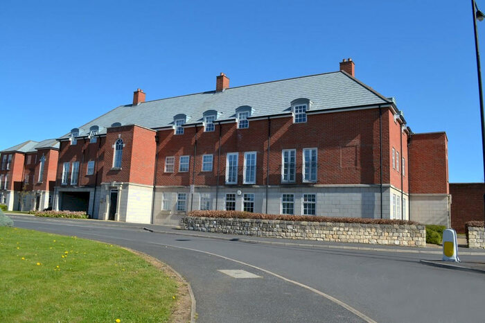 2 Bedroom Flat To Rent In Hamilton Mews, Bennethorpe, Doncaster, DN4