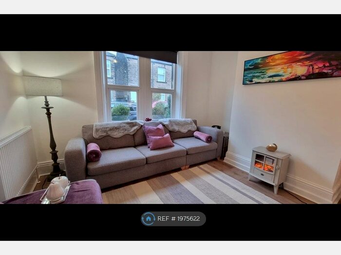 3 Bedroom Terraced House To Rent In Booth Street, Ilkley, LS29