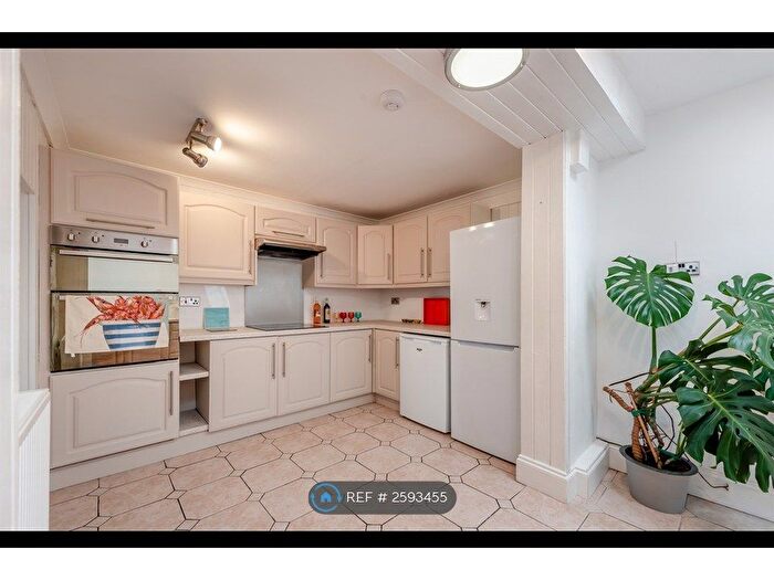 4 Bedroom Terraced House To Rent In High Terrace, New Quay, SA45