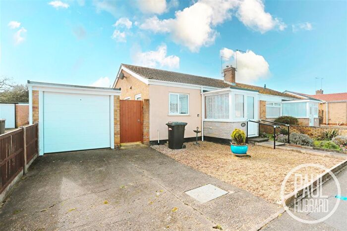 3 Bedroom Semi-Detached Bungalow For Sale In Lloyds Avenue, Kessingland, NR33