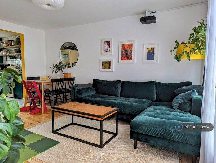 3 Bedroom Maisonette To Rent In West Avenue Road, London, E17