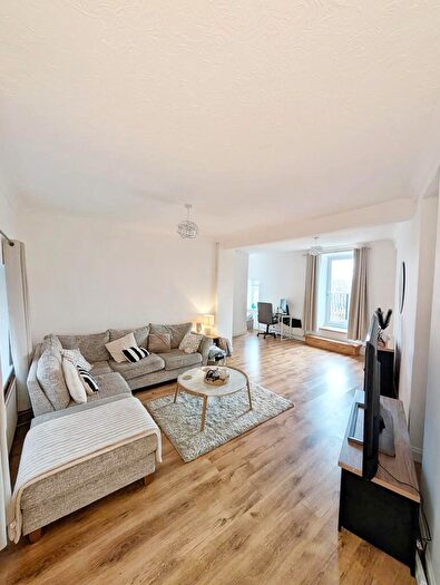 2 Bedroom End Of Terrace House For Sale In Ifor Place, Treharris, CF46