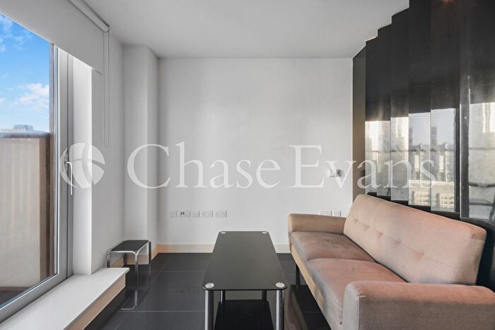 Studio To Rent In East Tower, Pan Peninsula, Canary Wharf, E14