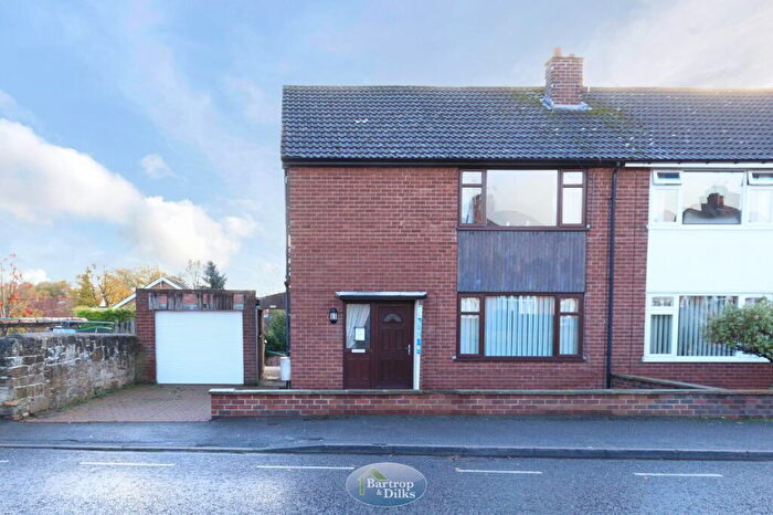 3 Bedroom Semi-Detached House For Sale In High Road, Carlton-in-Lindrick, Worksop, S81