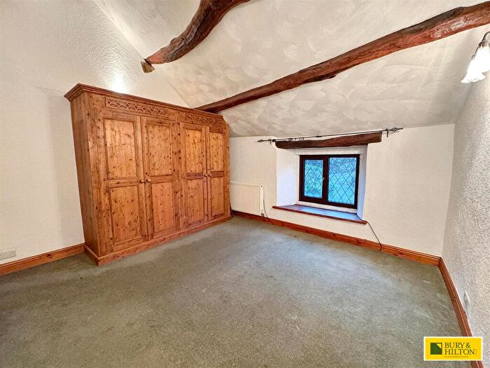 2 Bedroom Detached House For Sale In The Wash, Chapel-En-Le-Frith, High Peak, SK23
