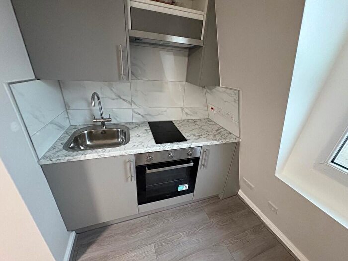 Studio To Rent In Barnsbury Road, London, N1