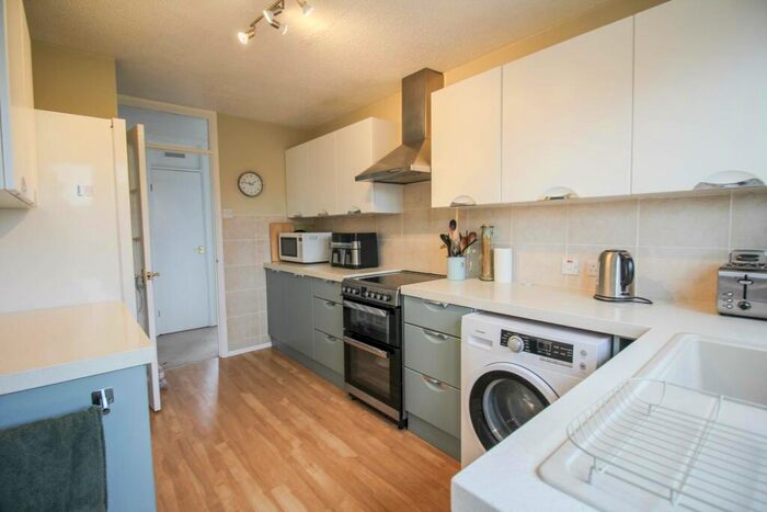 3 Bedroom Bungalow For Sale In Cornwallis Avenue - North Worle, BS22