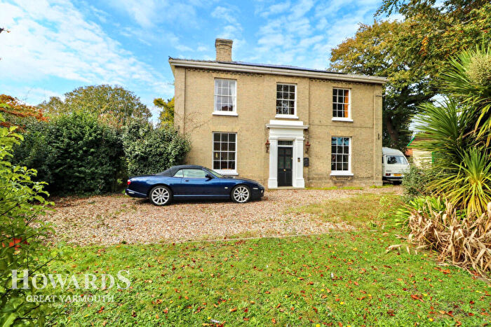 4 Bedroom Detached House For Sale In Rollesby Road, Martham, NR29