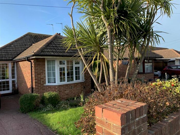 2 Bedroom Bungalow To Rent In Fairfield Road, Broadstairs, CT10
