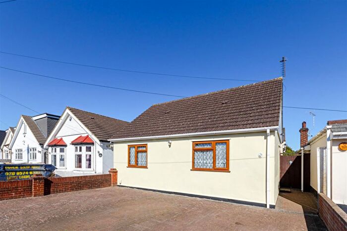 3 Bedroom Detached Bungalow For Sale In Micawber Avenue, Hillingdon, UB8