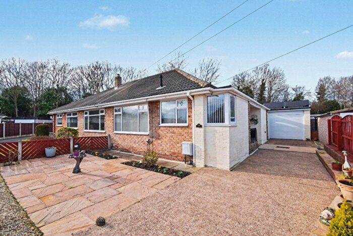 2 Bedroom Bungalow For Sale In Thornes Moor Drive, Wakefield, West Yorkshire, WF2