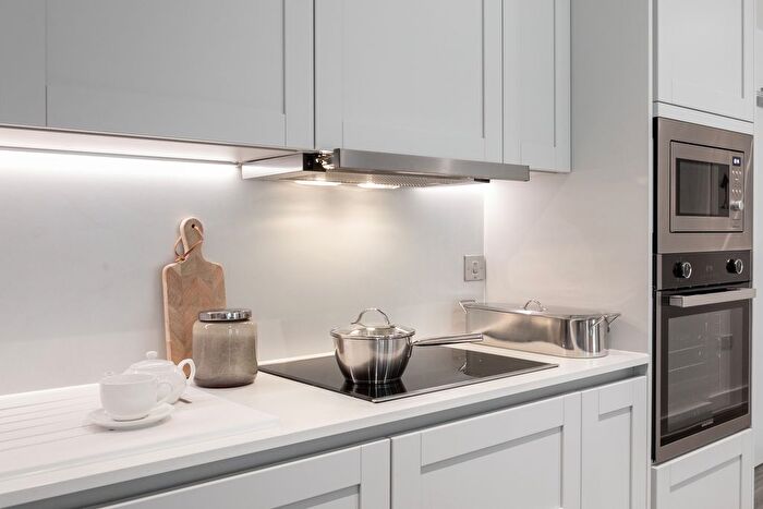 2 Bedroom Flat For Sale In " Bedroom Apartment" At Hepworth Place, Walthamstow, E17