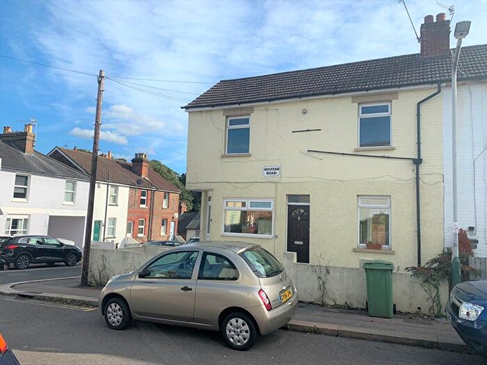 1 Bedroom Flat To Rent In Western Road, Tunbridge Wells, Kent, TN1