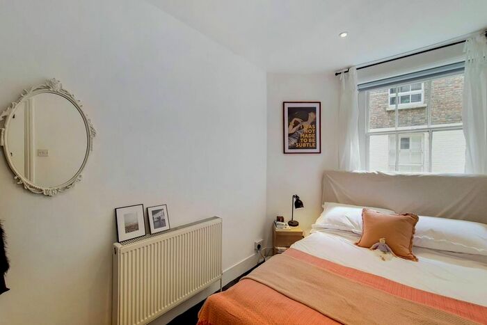 2 Bedroom Flat To Rent In Paul Street, Shoreditch, London, EC2A