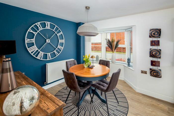 4 Bedroom Detached House For Sale In The Green, Chesterton, Bicester, OX26