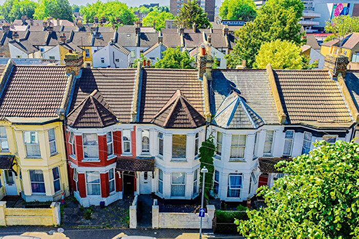 1 Bedroom Flat To Rent In St. Anns Road, Southend-On-Sea, SS2