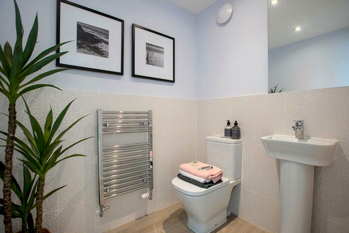 4 Bedroom Detached House For Sale In Nottingham Road, Ashby De-La-Zouch, Leicestershire, LE65