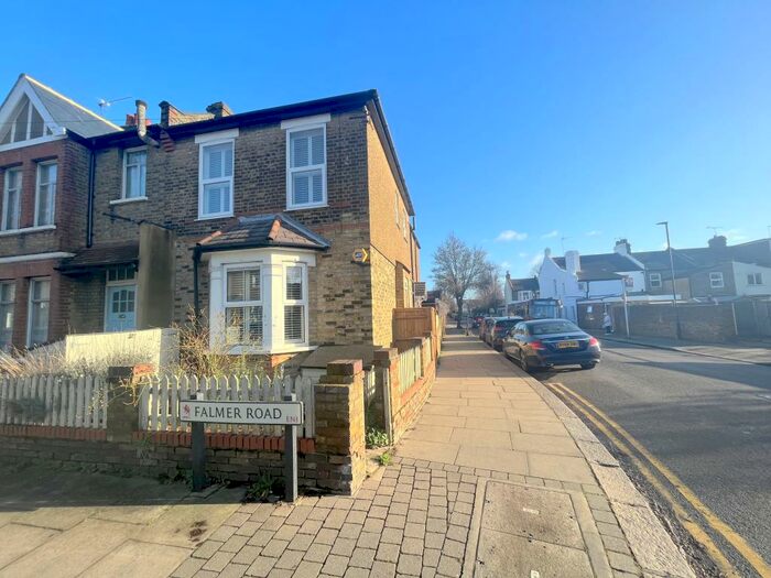 1 Bedroom Flat To Rent In Falmer Road, Enfield, EN1