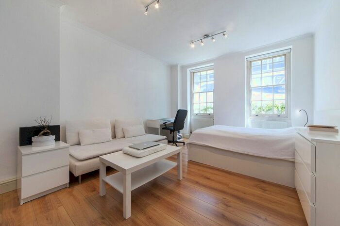 Studio To Rent In Maple Street, Fitzrovia, London, W1T