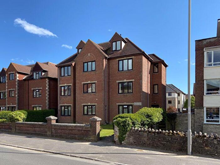 2 Bedroom Flat To Rent In Avenue House, Victoria Avenue, Swanage, BH19