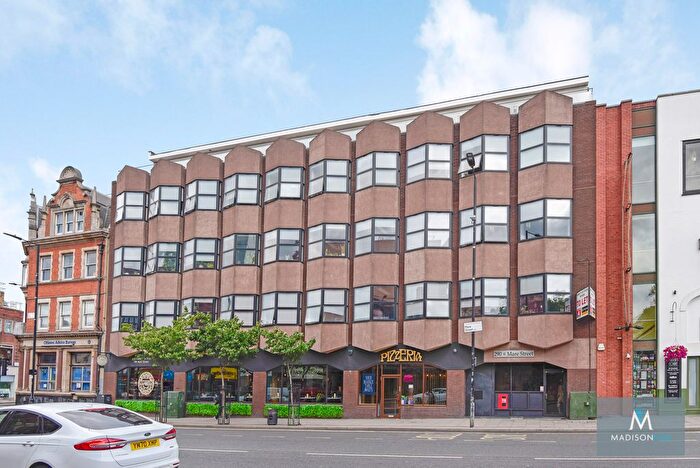 1 Bedroom Flat To Rent In - Mare Street, London, Greater London, E8